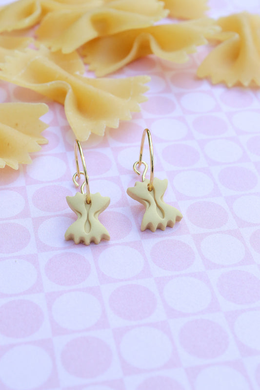 Tiny Farfalle Hoops