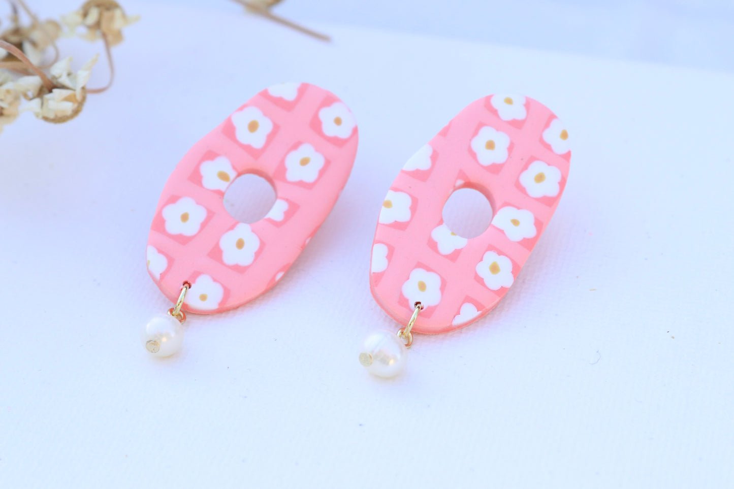 Daisy Chain Statement Studs