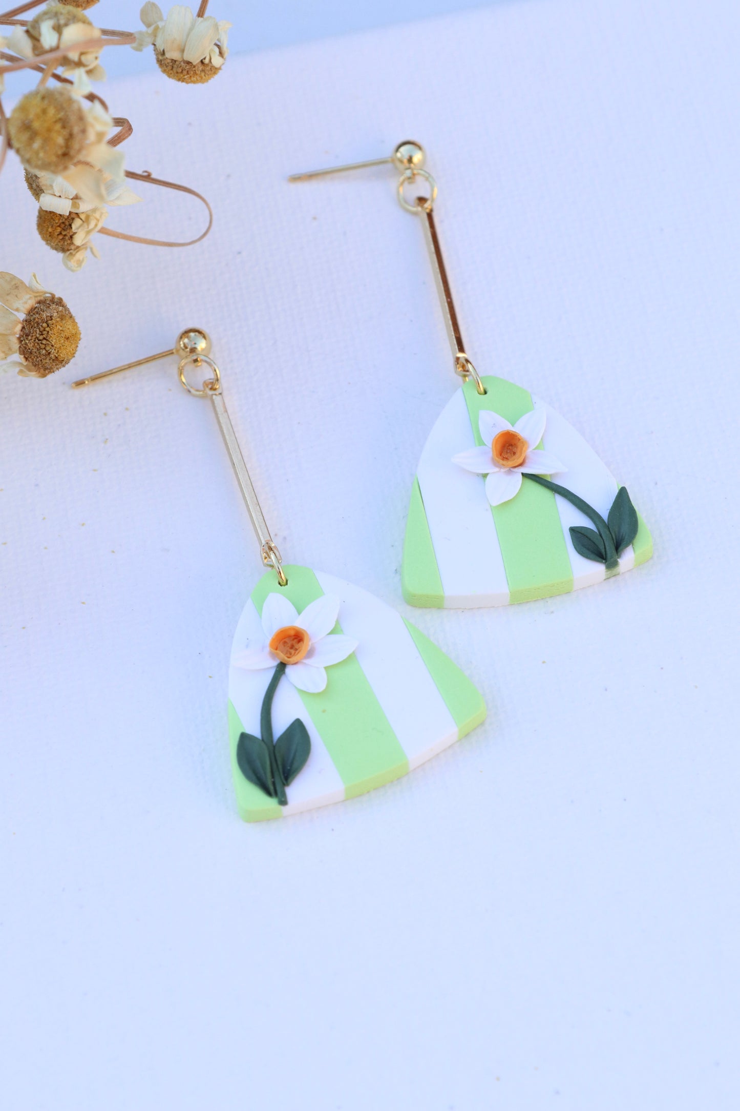 Darling Daffodil Dangles