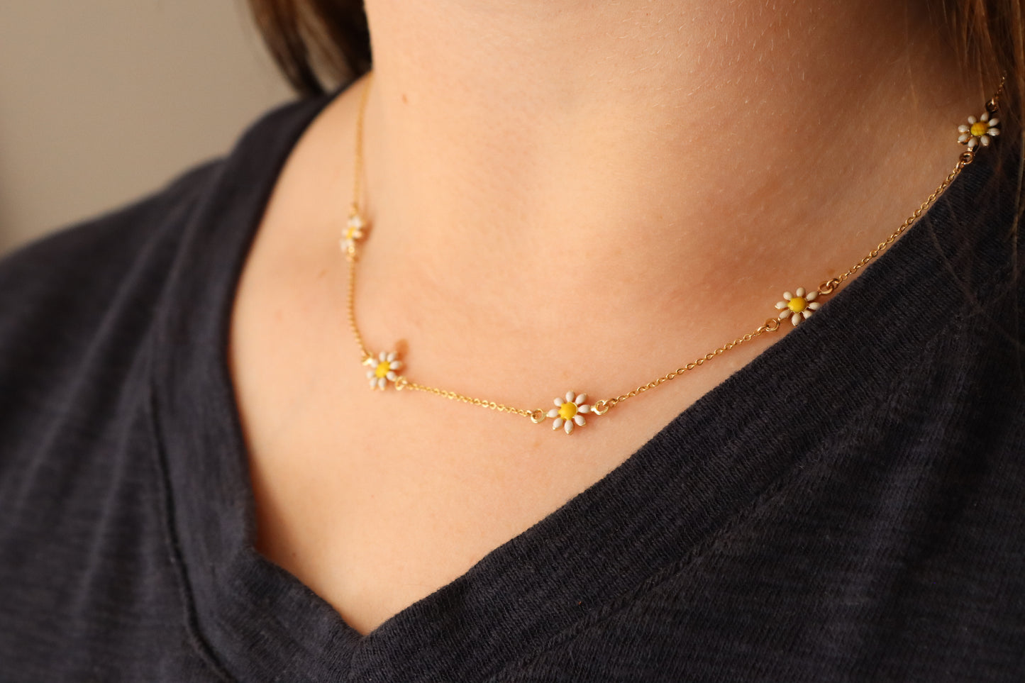 Dainty Daisy Gold Vermeil 16" Necklace