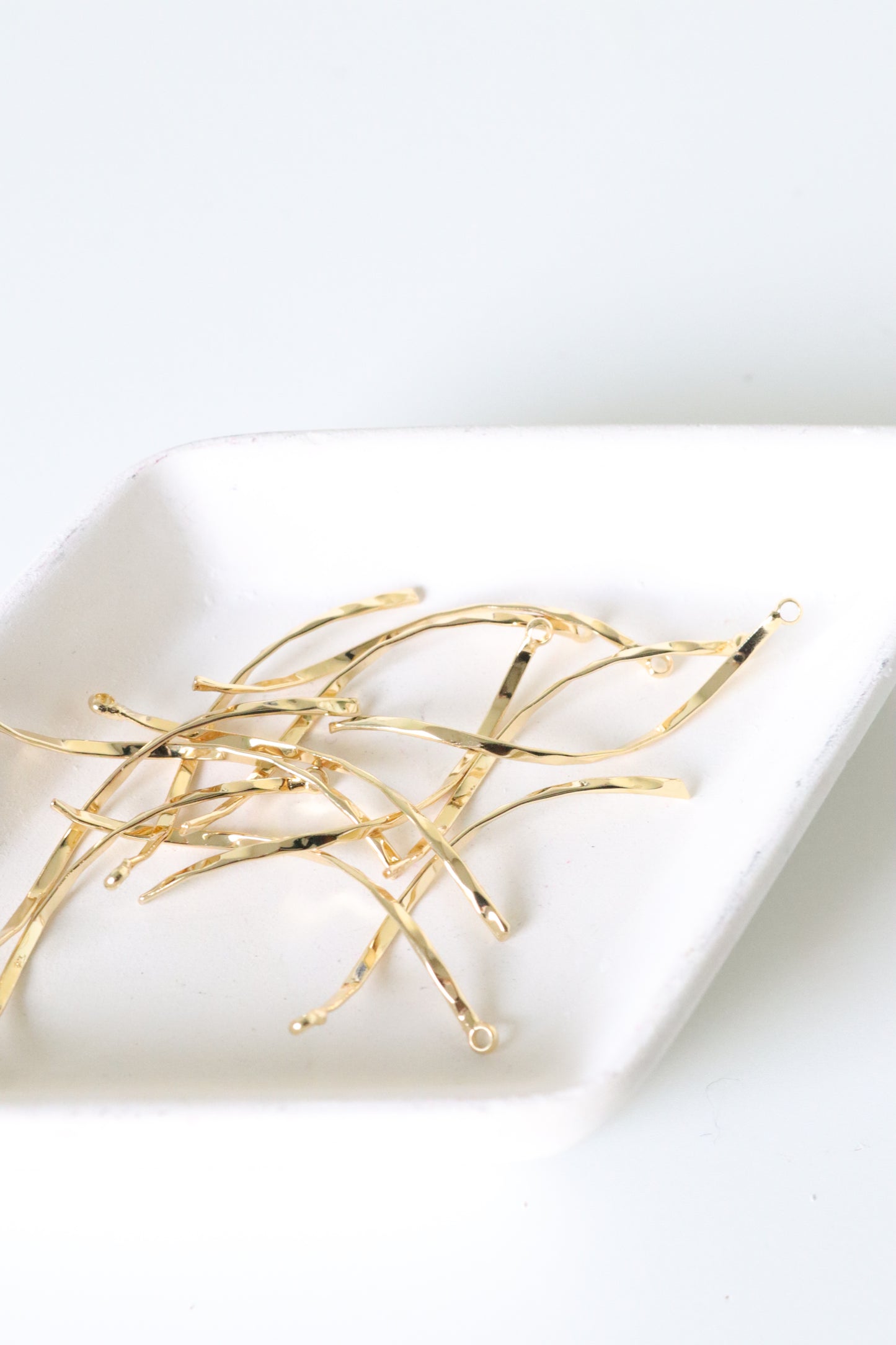 Wavy Gold-Plated 35mm Bar Charms
