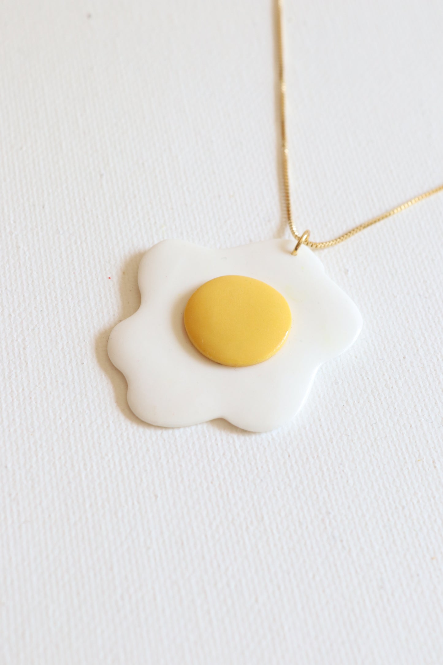 Egglace