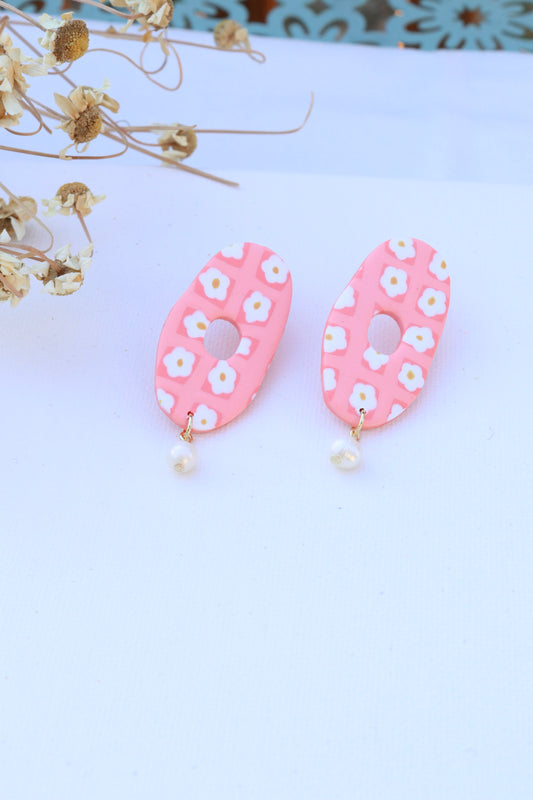 Daisy Chain Statement Studs