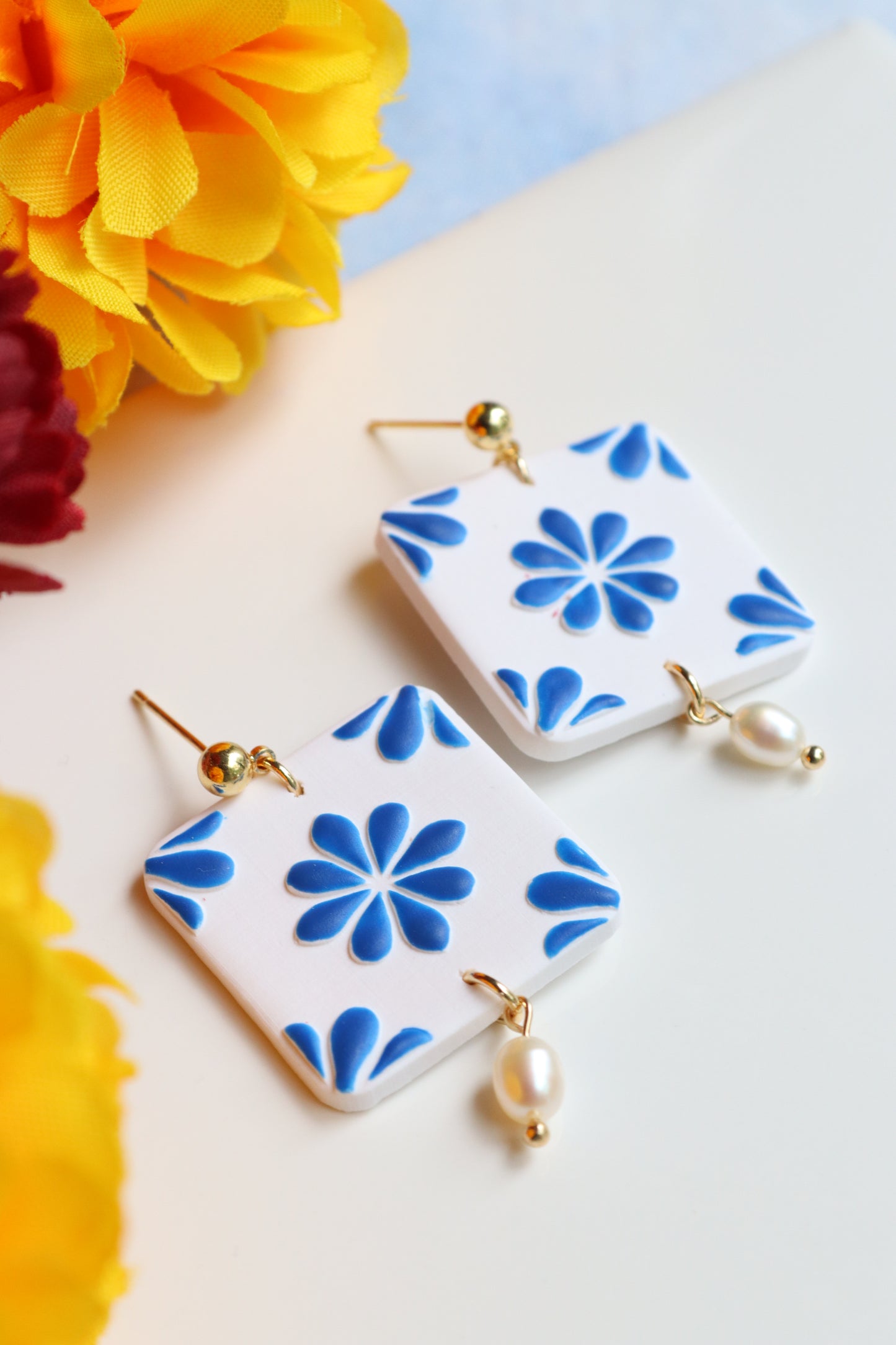Porcellana Dangles