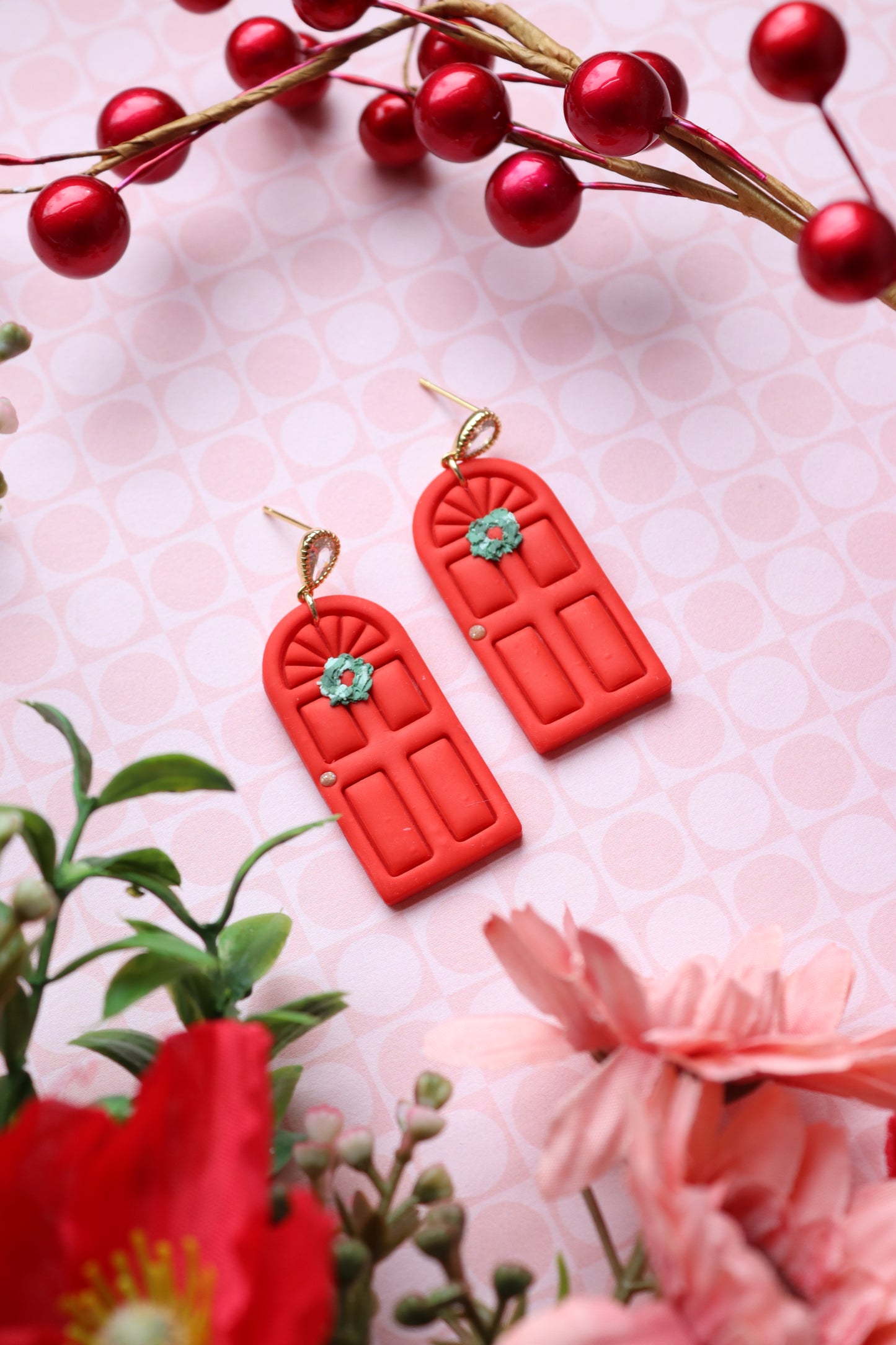 Red Door Christmas Wreath Dangles
