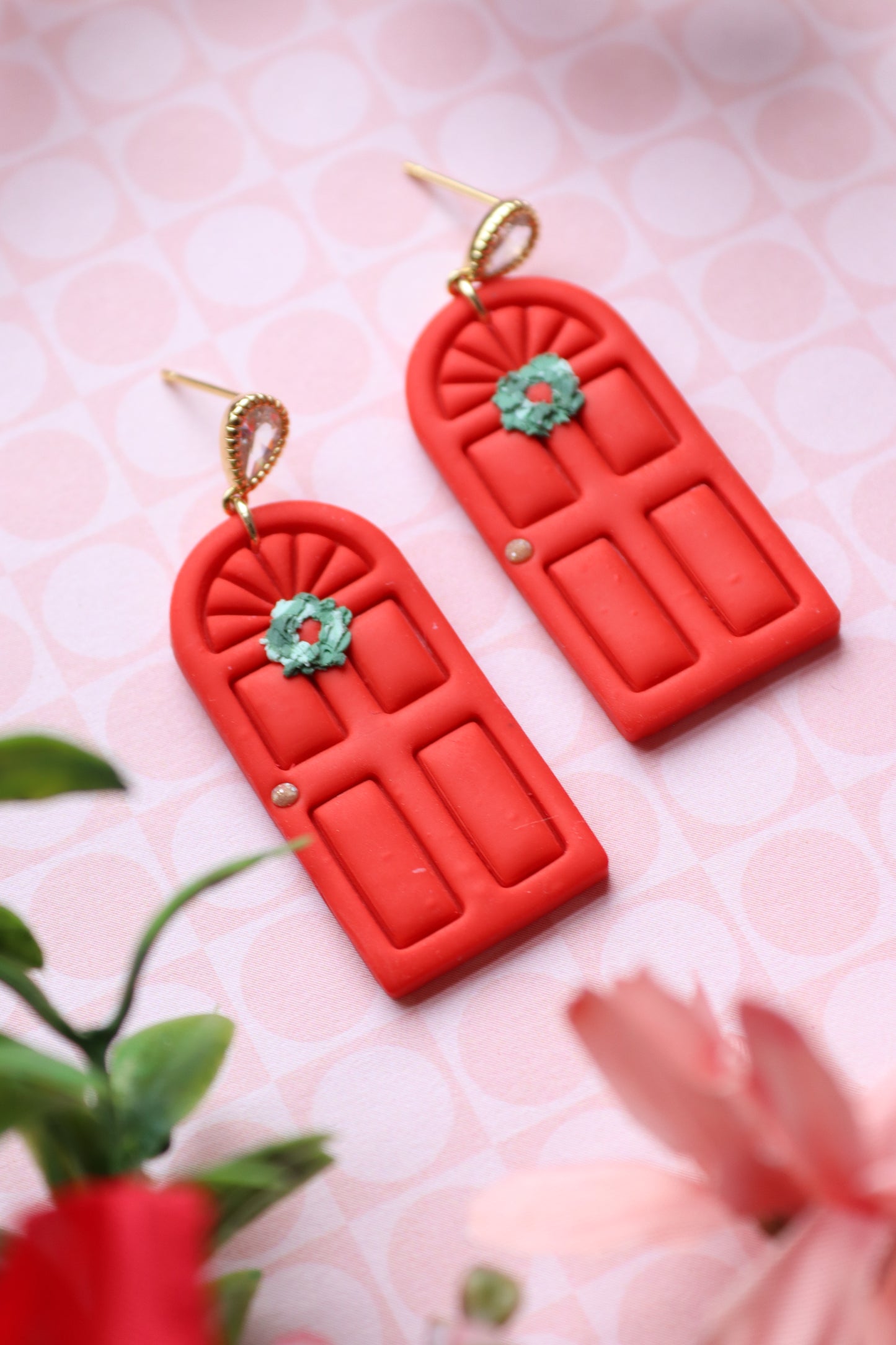 Red Door Christmas Wreath Dangles