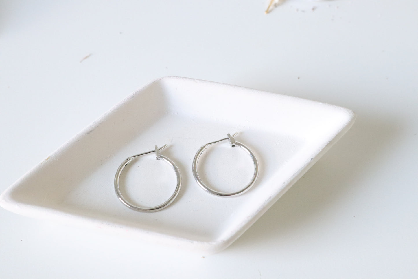 20mm Silver-Plated Huggie Hoops