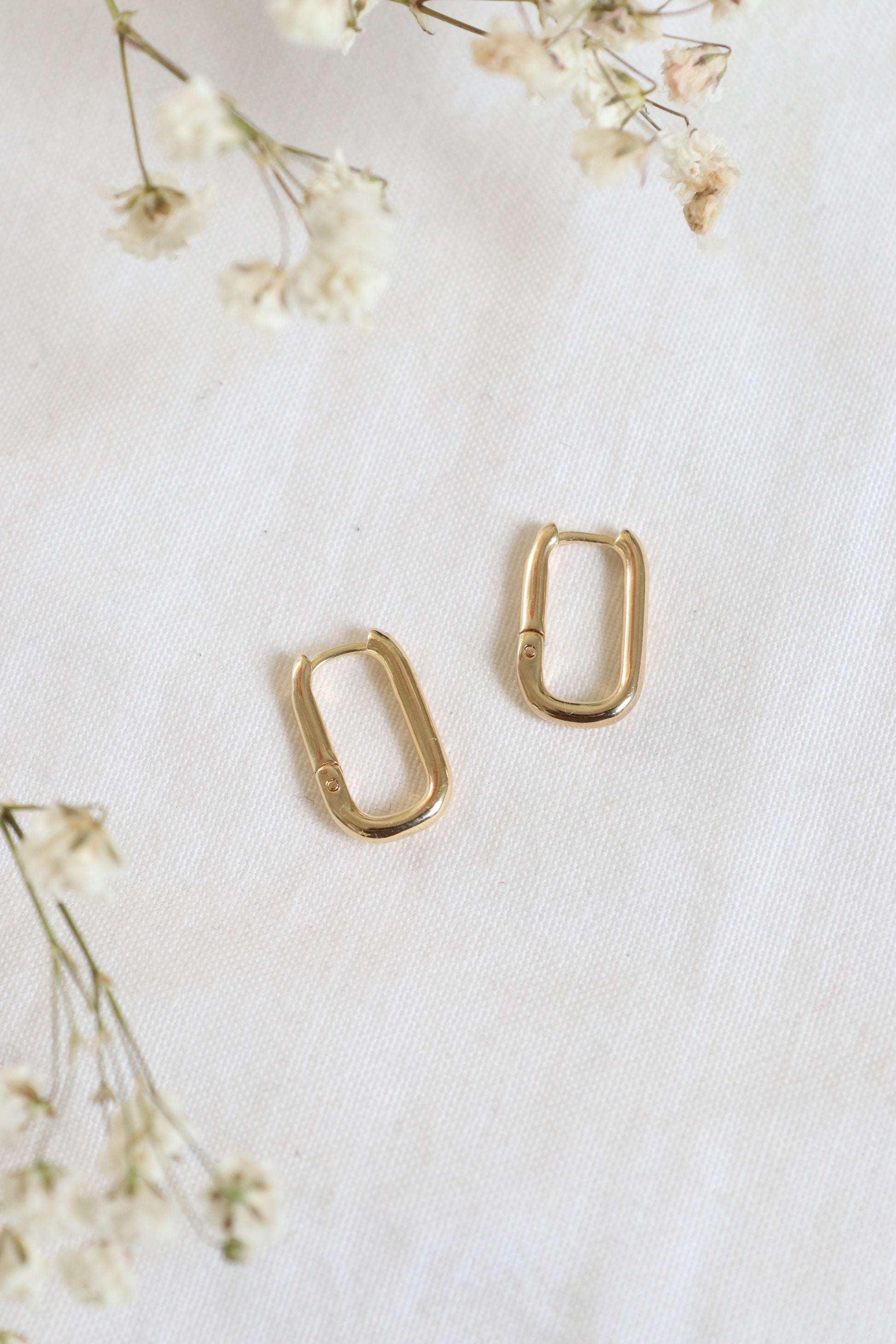 Gold-Filled Rectangle Clicker Hoops